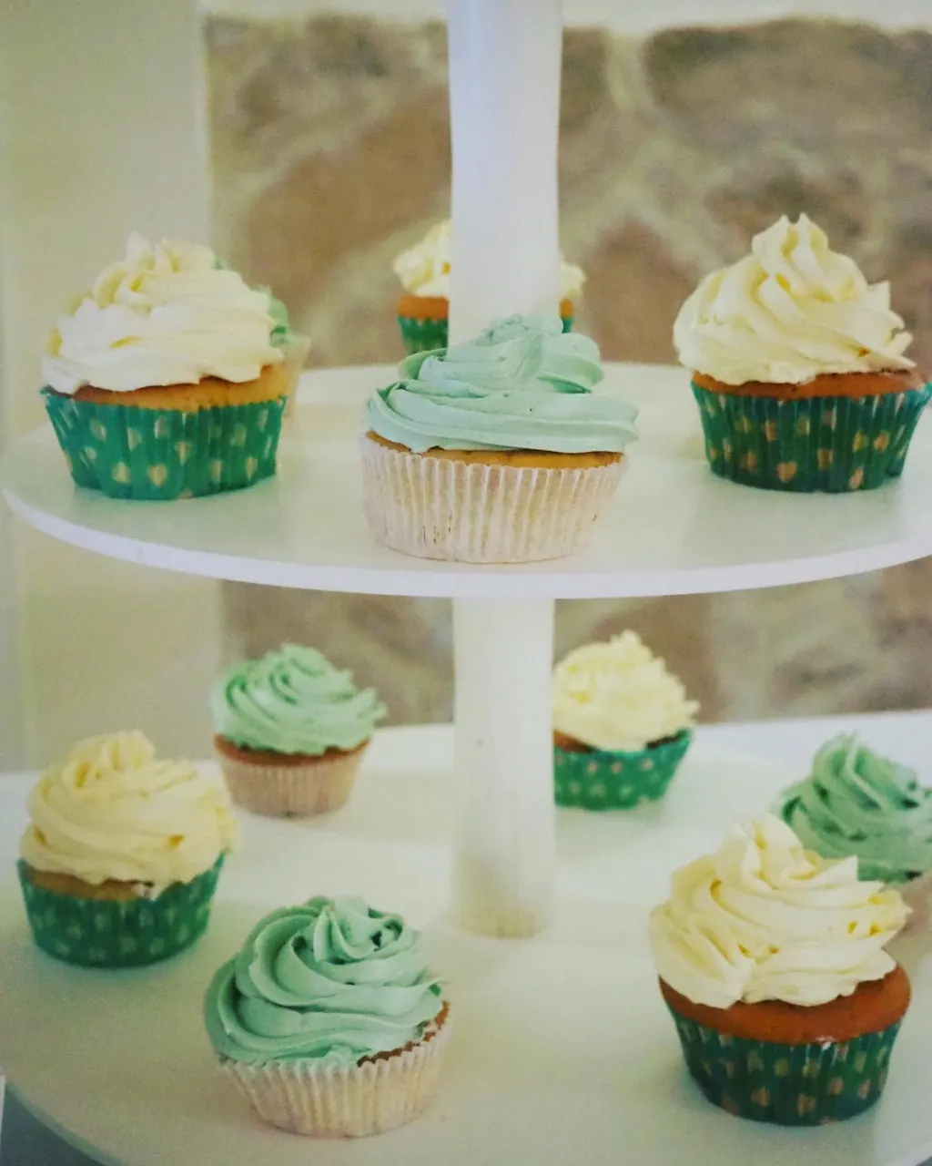 Cupcakes à la crème pour un goûter d'anniversaire